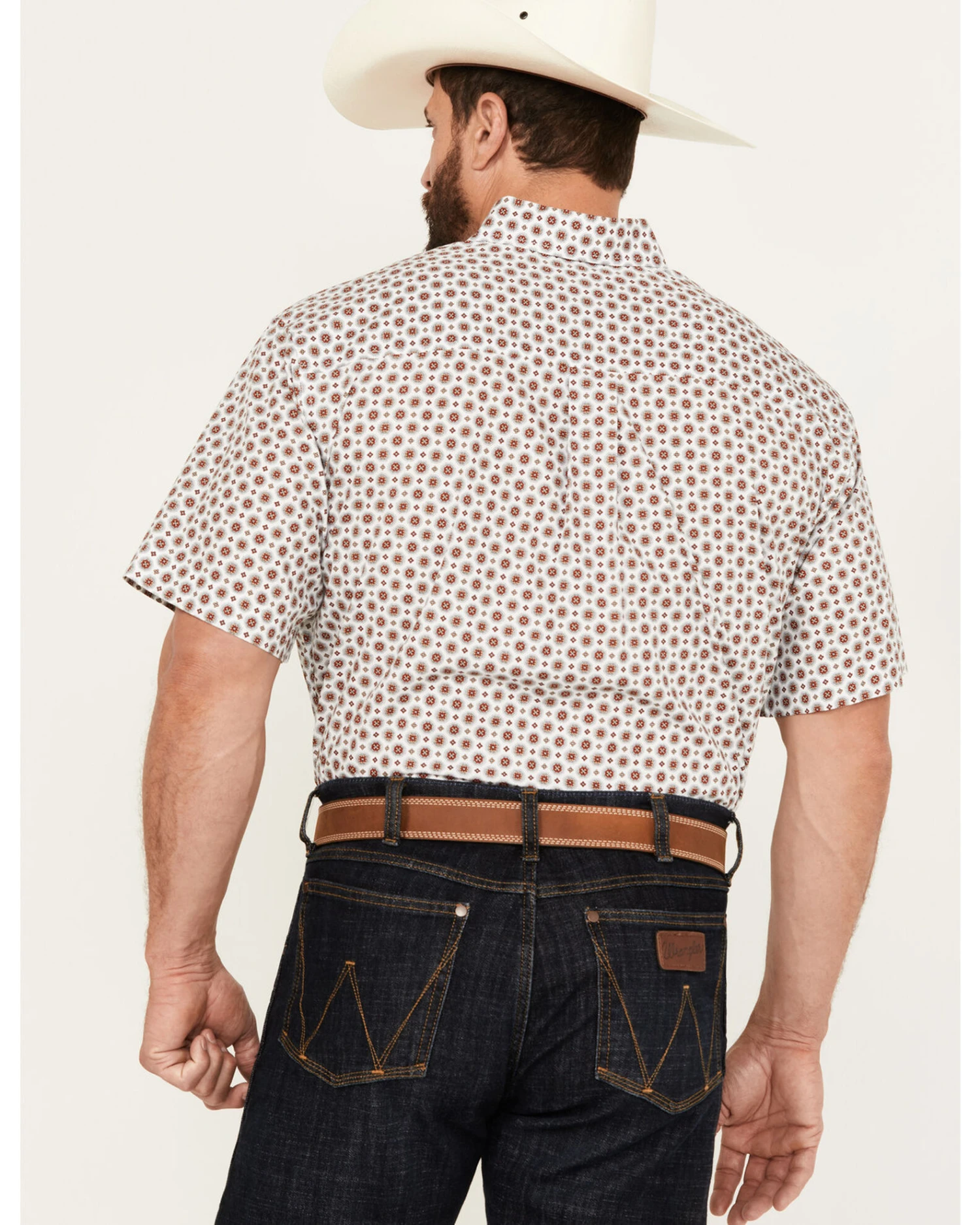 Cinch Men's Medallion Print Short Sleeve Button Down Western Shirt 4 Cinch Men's Medallion Print Short Sleeve Button Down Western Shirt - Image 4